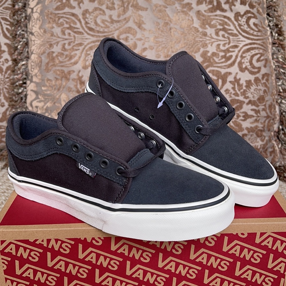 Vans Chukka Low Raven/Marshmallow Men’s - Picture 10 of 16